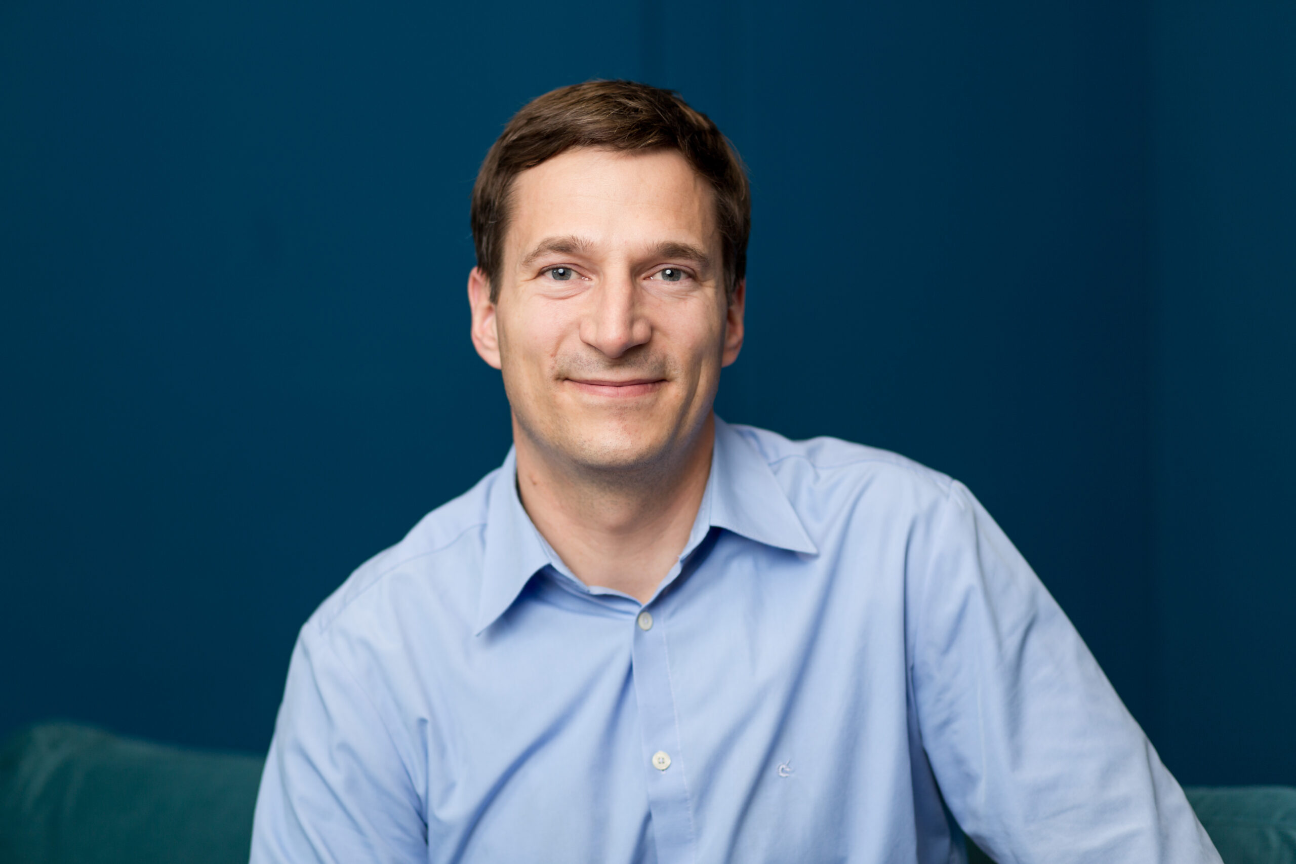 Dominique Kronenberg - Building Bridges