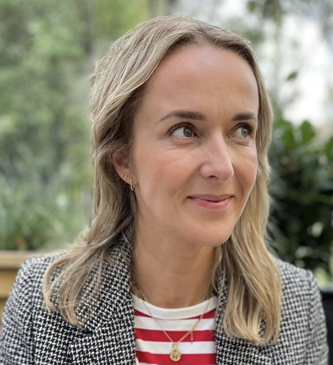 Elina Rolfe - Building Bridges
